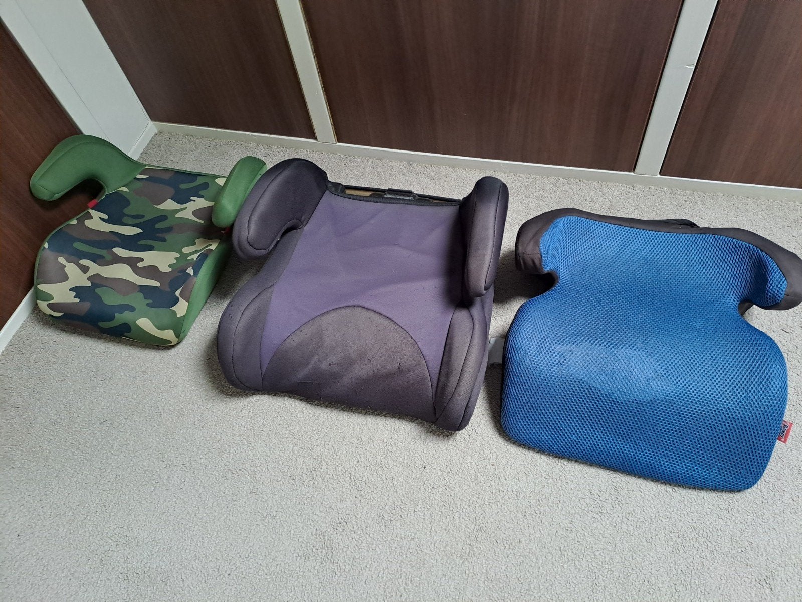 Stoelverhoger - diverse kleuren, Ophalen, Gebruikt, 15 t/m 36 kg, Autogordel