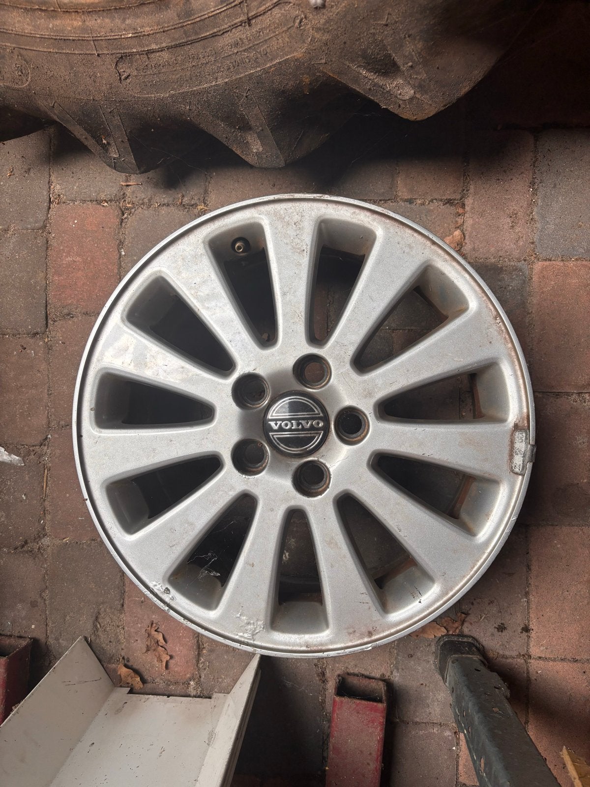 Volvo velg - 16 inch, Ophalen, Gebruikt, Velg(en), 16 inch