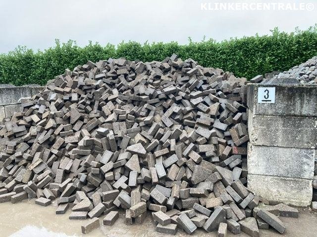 415m2 grijs betonklinkers keiformaat straatstenen bkk bss op, Tuin en Terras, Bij dit gebruikte product niet te achterhalen, Gebruikt