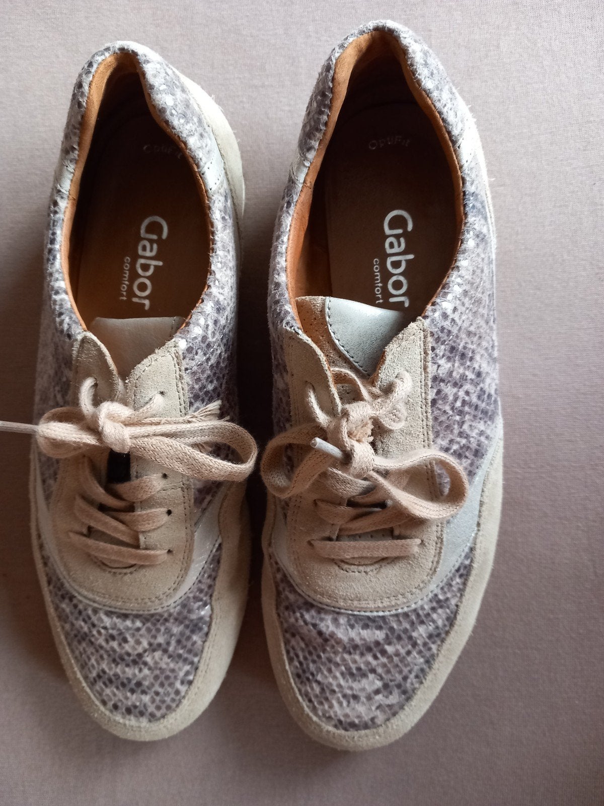 Gabor sneakers maat 39, Kleding | Dames, Schoenen, Beige, Gabor, Ophalen of Verzenden, Sneakers of Gympen