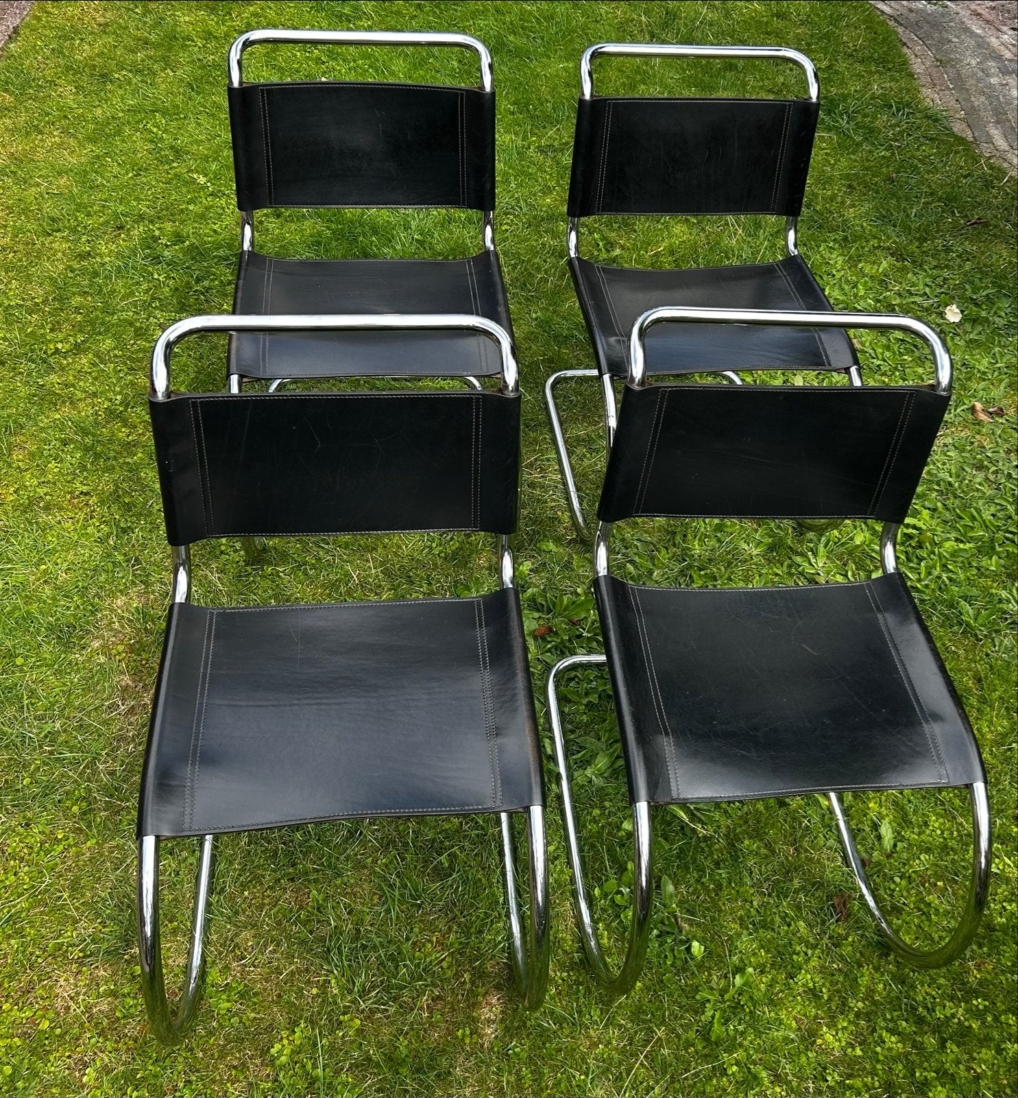 Set van 4 vintage design buisframe stoelen met zwart leer, Huis en Inrichting, Stoelen, Ophalen, Gebruikt, Zwart, Leer