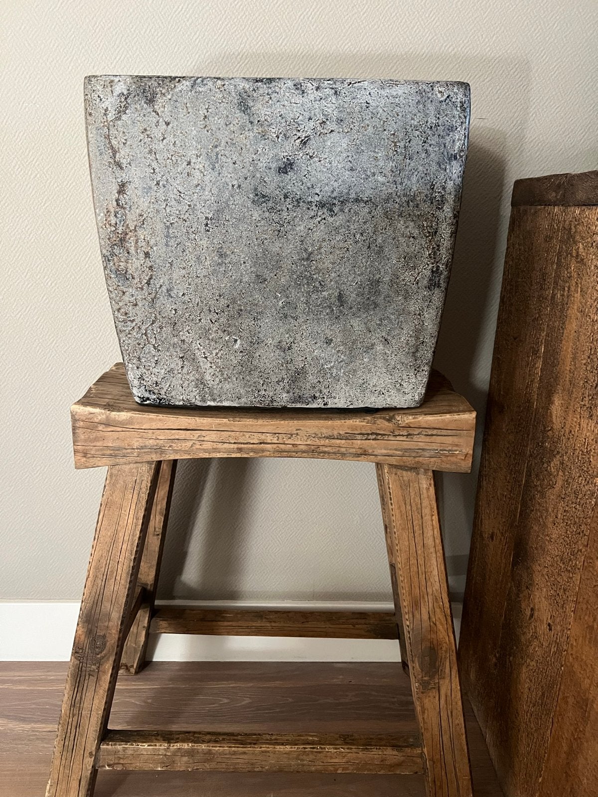 Decoratieve stoere betonnen pot, Ophalen