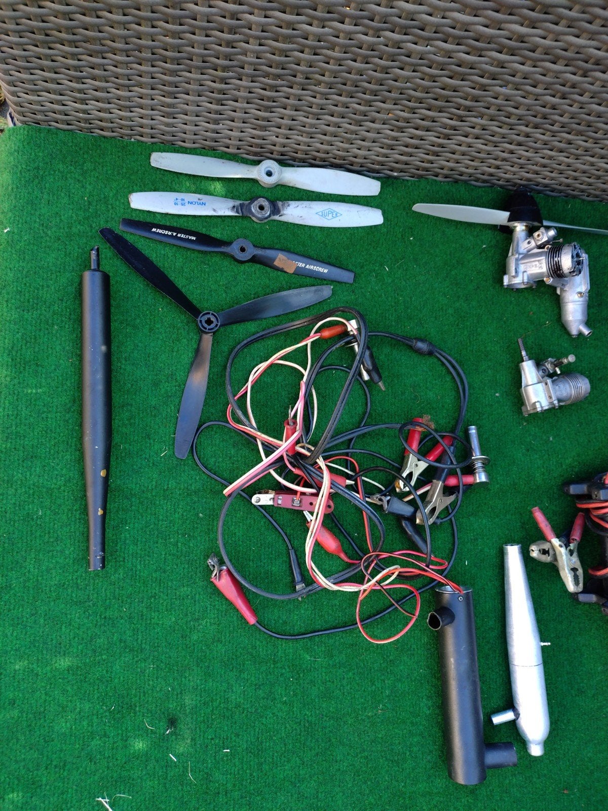 Partij vliegtuig nitro spullen os max motoren props tanks., Ophalen of Verzenden, Nitro