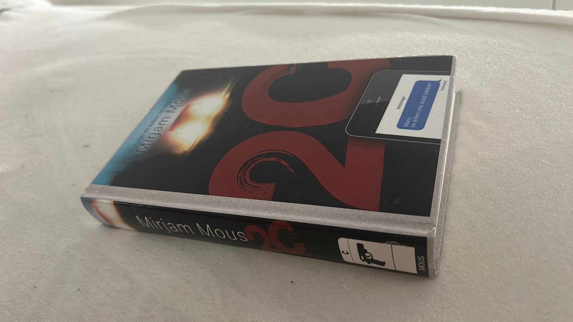Mirjam Mous - 2C, Boeken, Ophalen, Zo goed als nieuw, Mirjam Mous