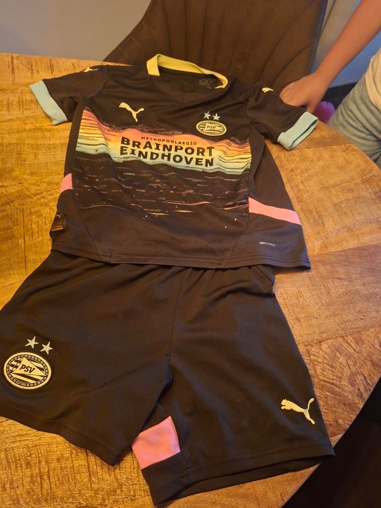 PSV Uitshirt en Broekje Maat 140, Ophalen of Verzenden, Zo goed als nieuw, Puma, Jongen of Meisje