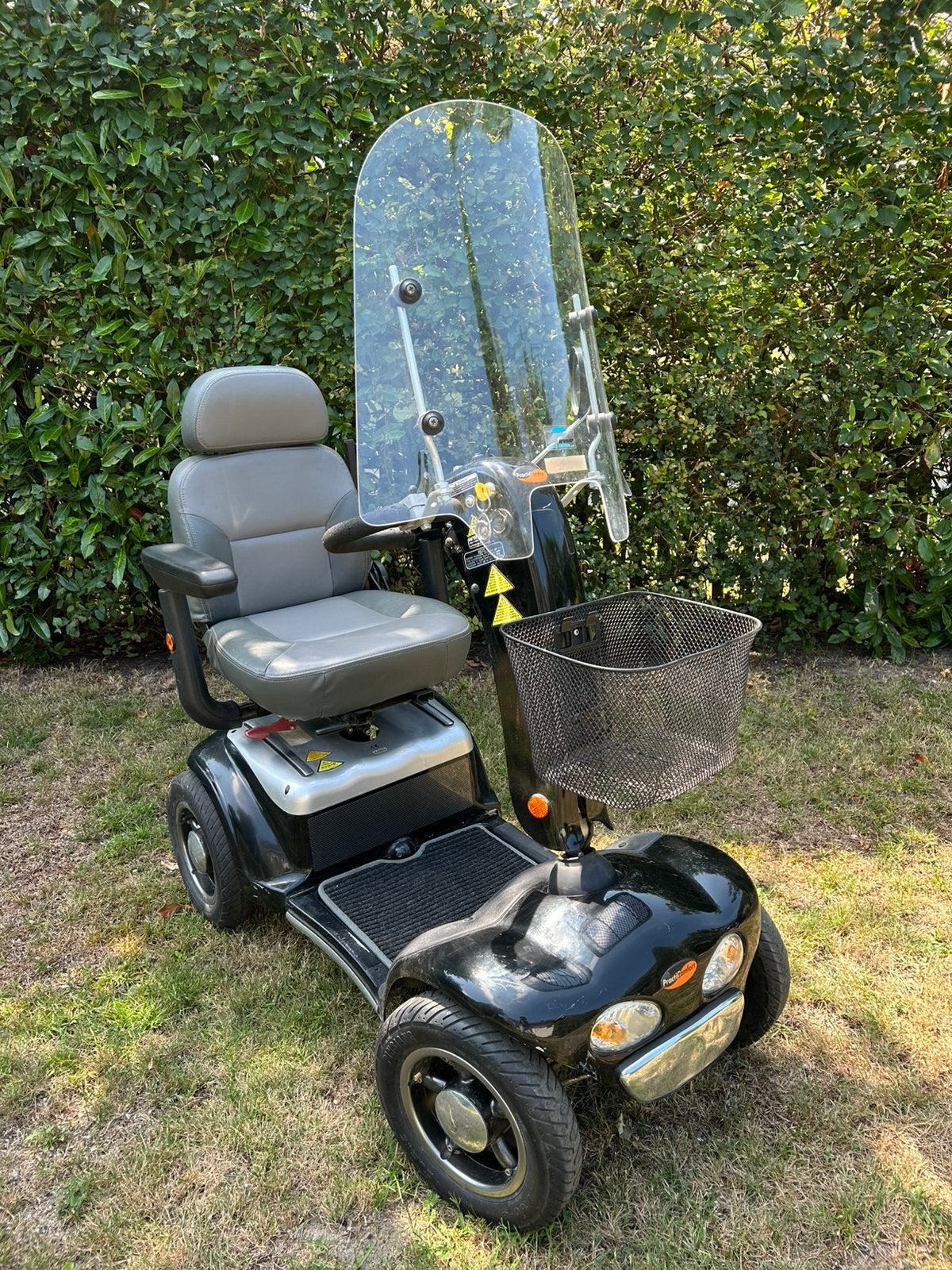 Practicomfort scootmobiel 4 wielen met windscherm, Diversen, Brommobielen en Scootmobielen, Gebruikt, 16 t/m 25 km, 11 t/m 15 km/u