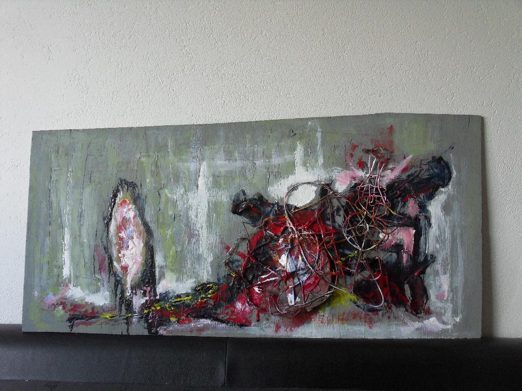 Schilderij, gemengd techniek op triplex. Liggend figuur., Nieuw, Ophalen of Verzenden, Schilderij, 100 tot 125 cm