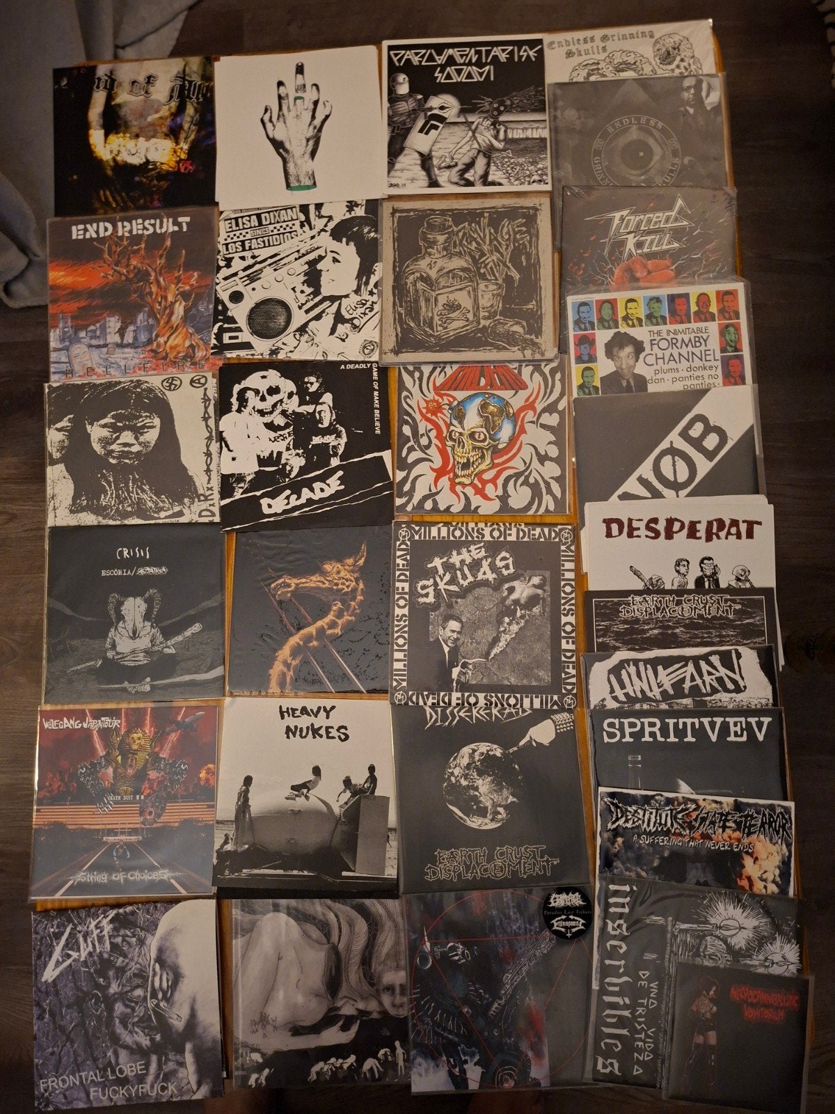 30 x hardcore , punk , crust , grindcore 7" eps, Ophalen of Verzenden, Zo goed als nieuw, 7 inch, Punk Rock