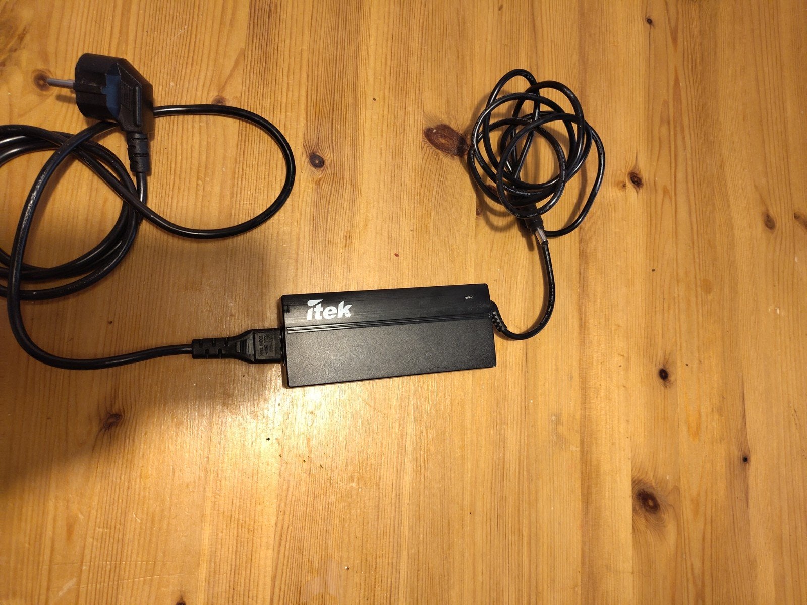 Oplader voor accu van elektrische fiets, Ophalen of Verzenden