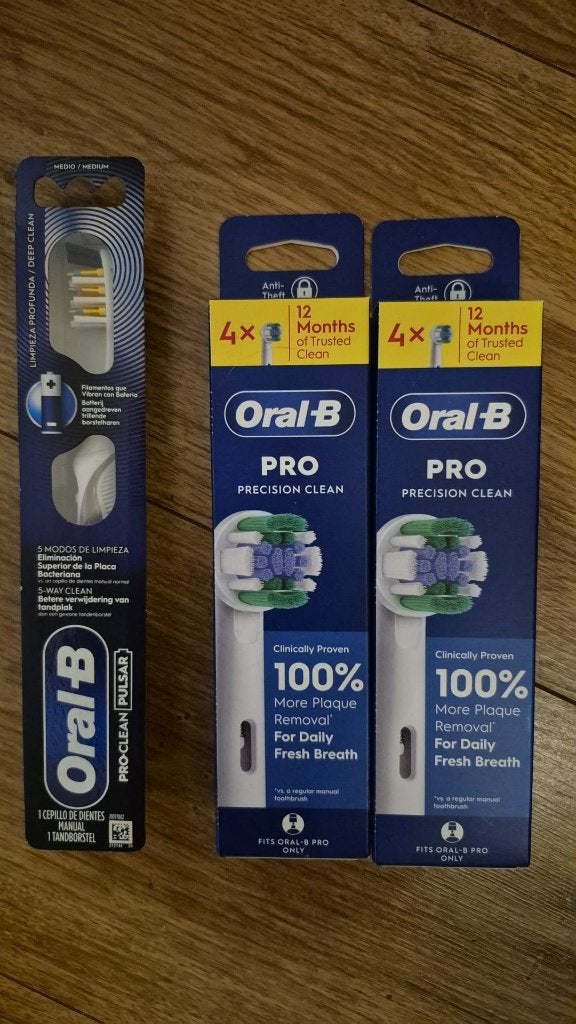 Oral-B Pro 8 Opzetborstels + ProClean Pulsar – Nieuw, Ophalen of Verzenden, Nieuw, Opzetborstel