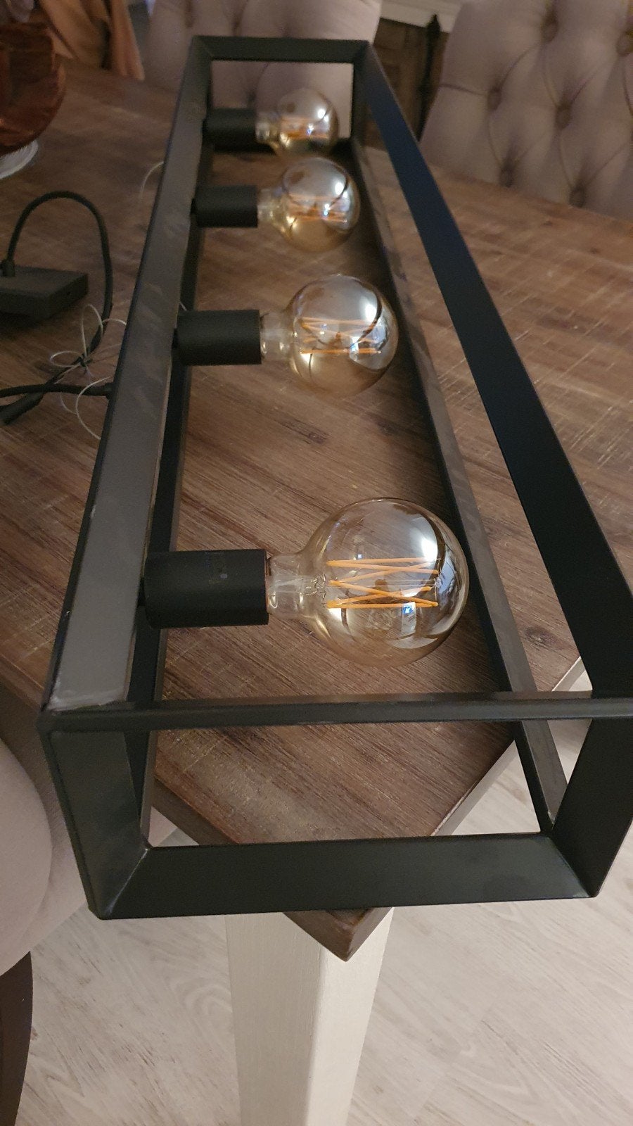 Moderne Eettafel Lamp - Zwart Metaal met 4 Edison Lampen, Modern, Industrieel, Zo goed als nieuw, Metaal, E27 (groot)