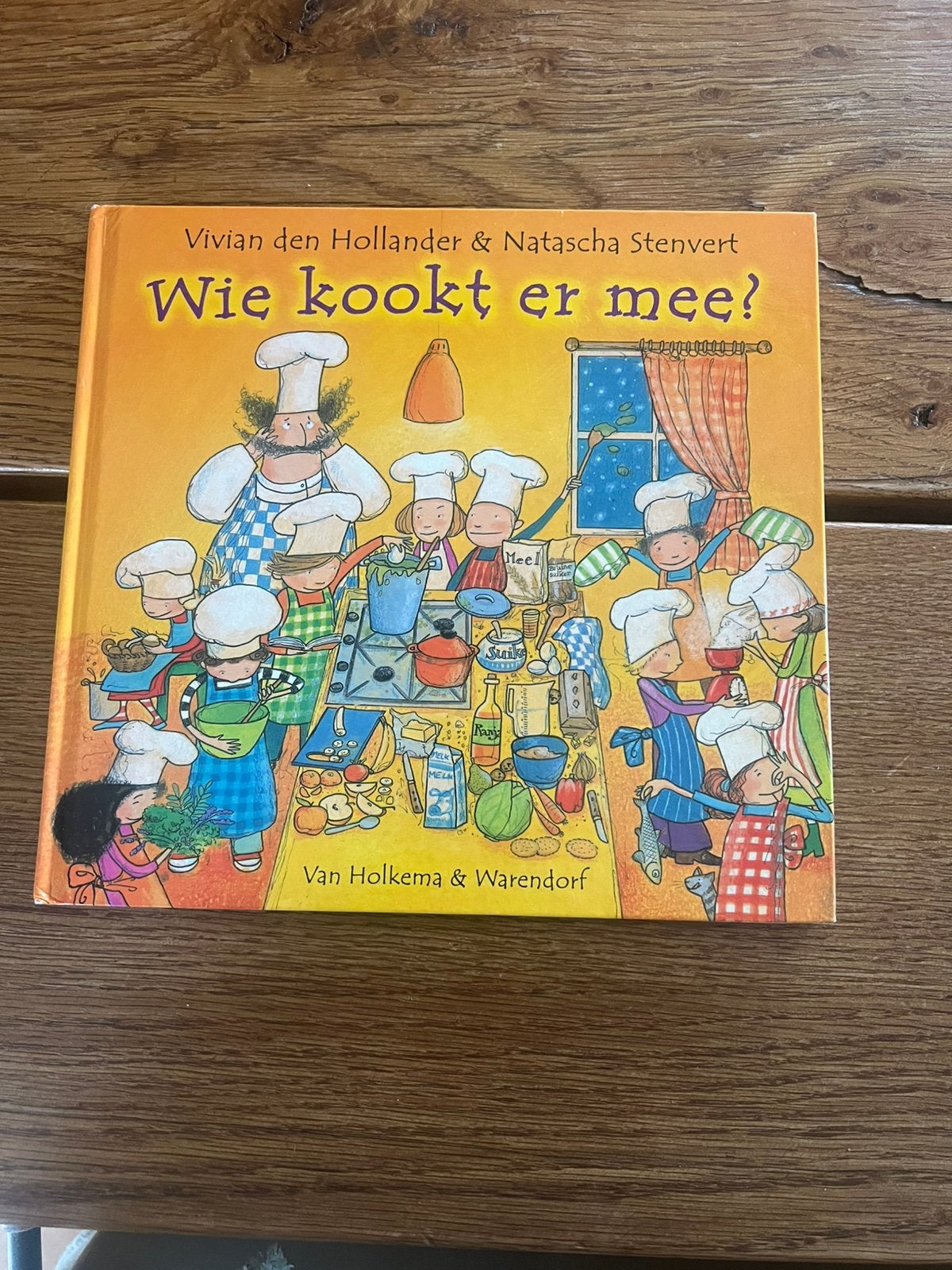 Wie kookt ermee kinderkookboek, Ophalen of Verzenden, Zo goed als nieuw