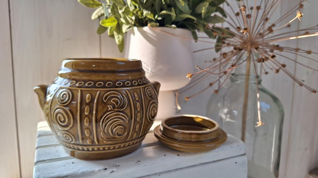 Vintage aardewerk voorraadpot met deksel, mosterdkleur, DDR, Gebruikt, Vintage, Overige typen, Ophalen of Verzenden