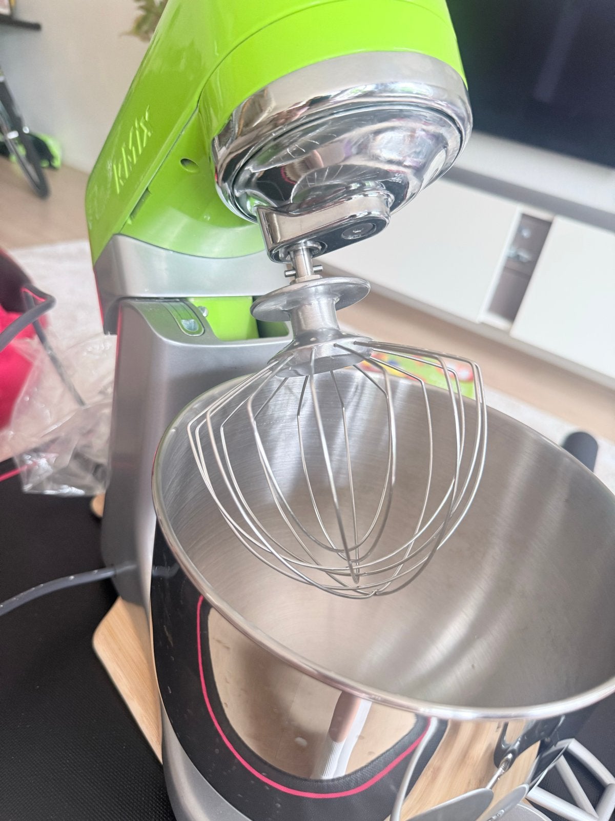 Zo goed als nieuwe Kenwood kMix Keukenmachine (Groen) !, Witgoed en Apparatuur, Keukenmixers, 4 liter of meer, Ophalen, Zo goed als nieuw