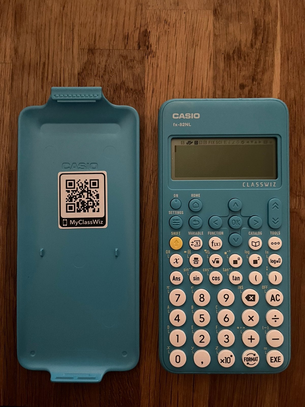 Casio fx-82NL ClassWiz Rekenmachine (Lichtblauw), Ophalen of Verzenden, Zo goed als nieuw