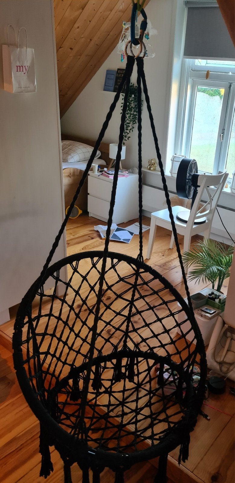 Zwarte Macramé Hangstoel - Comfortabel en Stijlvol, Ophalen, Zo goed als nieuw, Bohemian, Modern, Zwart