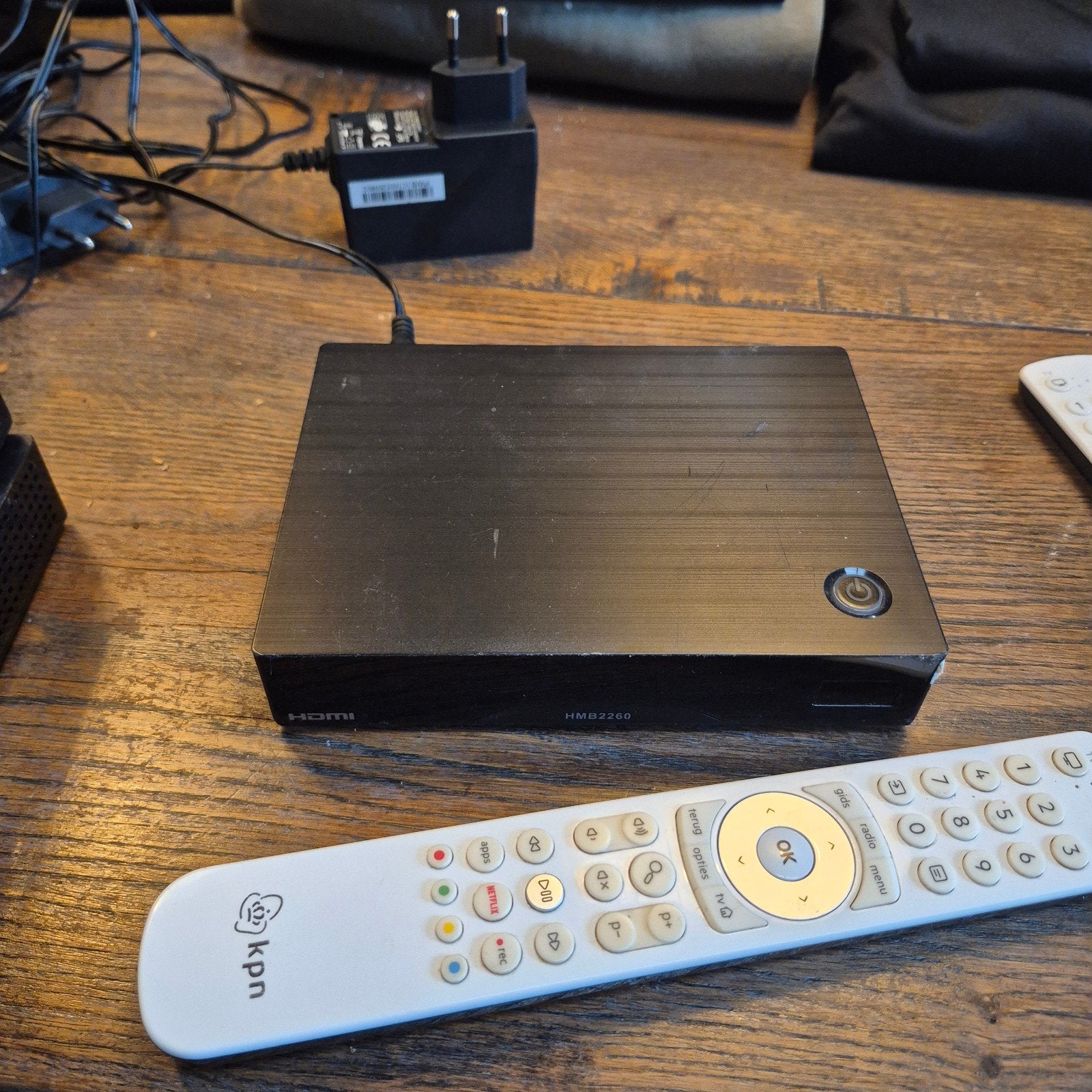 3 x KPN Arcadyan HMB2260 decoder met afstandsbediening, Ophalen of Verzenden, Gebruikt, Decoder
