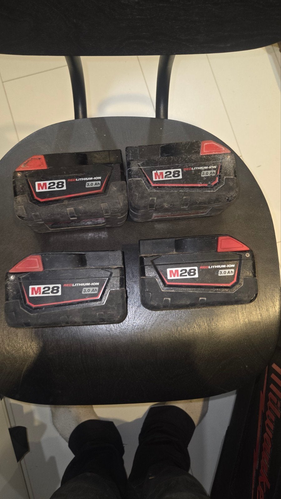 Milwaukee M28 Accu's 3.0 Ah - Goede Staat, Ophalen of Verzenden, Gebruikt