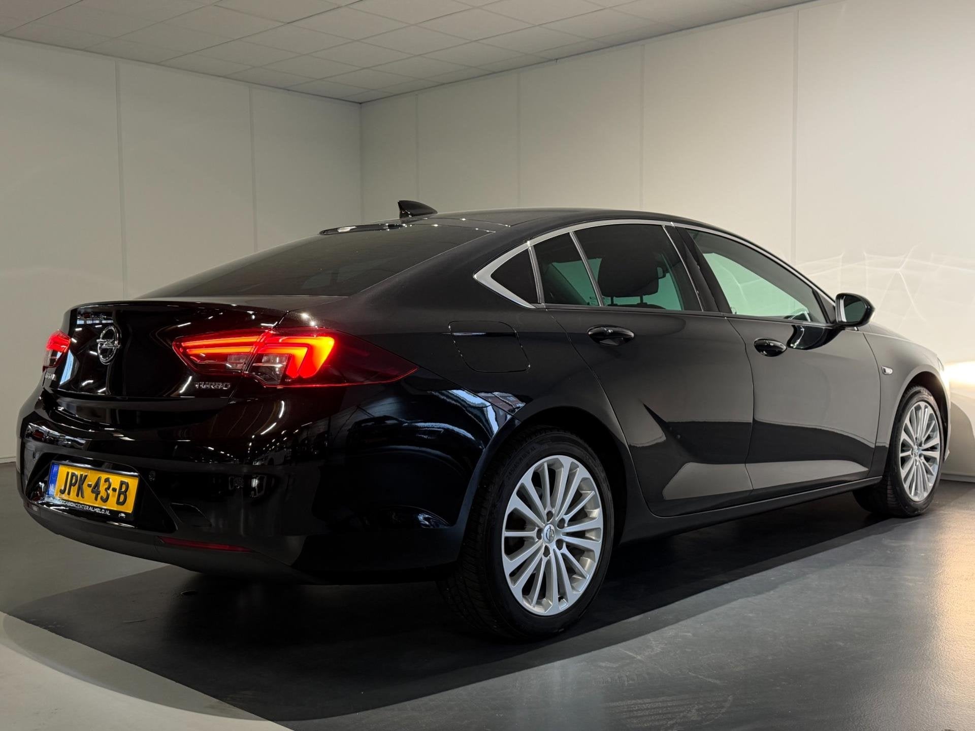 Opel Insignia Grand Sport 1.5 Turbo AUT /Clima/ACC/Keyless/P, Auto's, Opel, Stof, Gebruikt, 4 cilinders, 700 kg