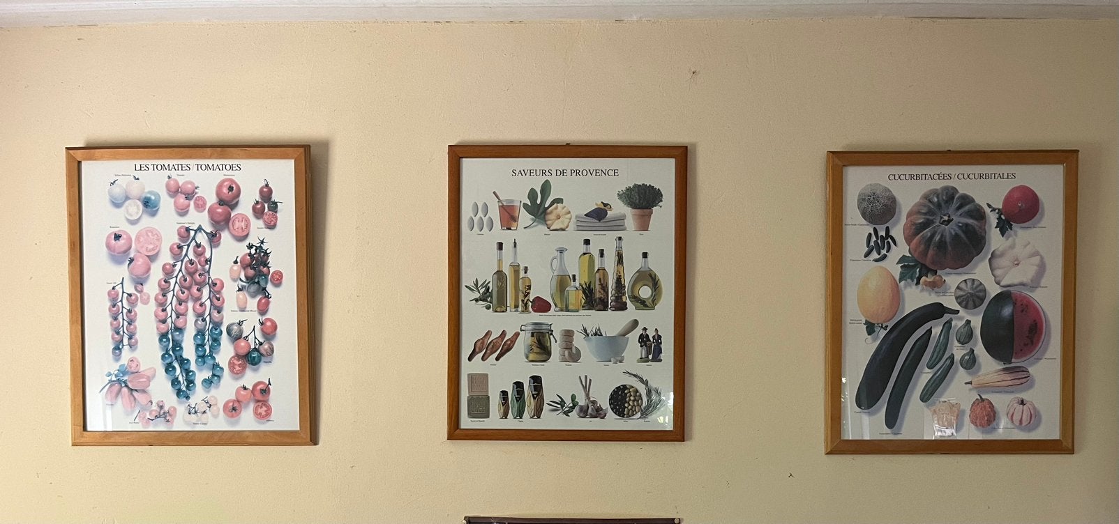 Drie schilderijen Ikea gratis ophalen, Ophalen
