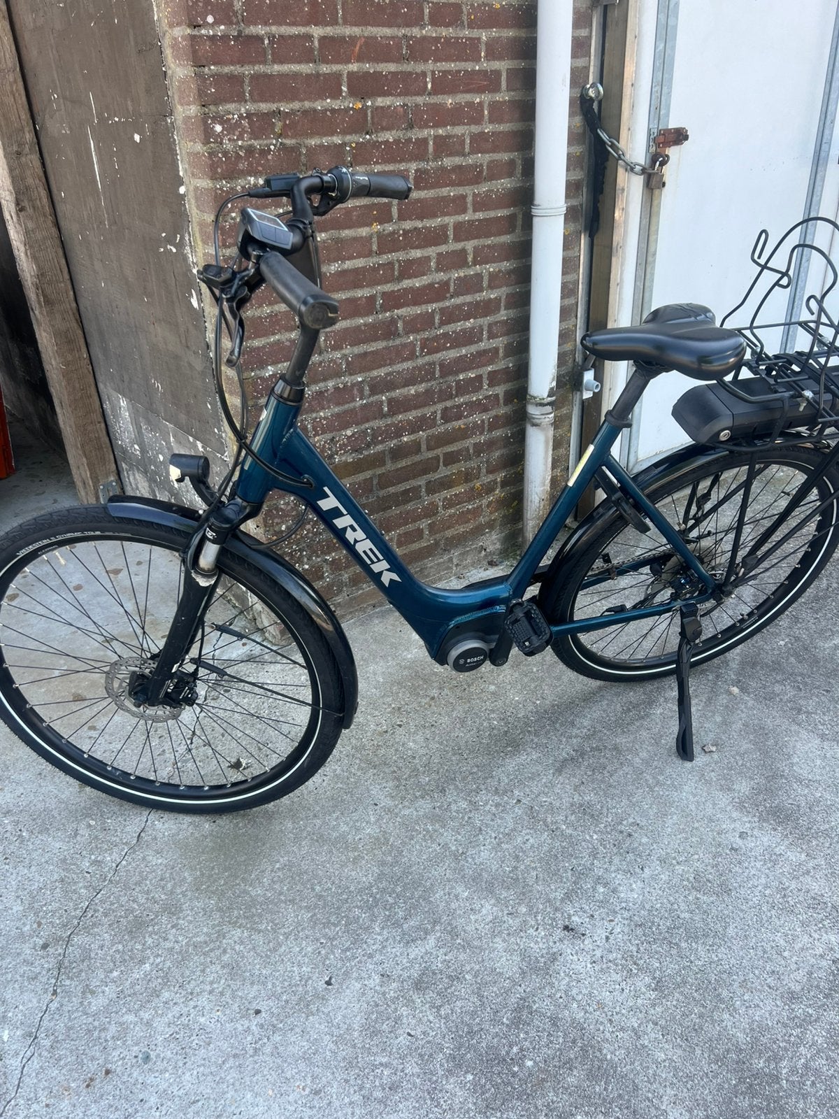 E bike Trek met BOSCH ondersteuning perfect, Gebruikt, 50 km per accu of meer, 55 tot 59 cm, Ophalen