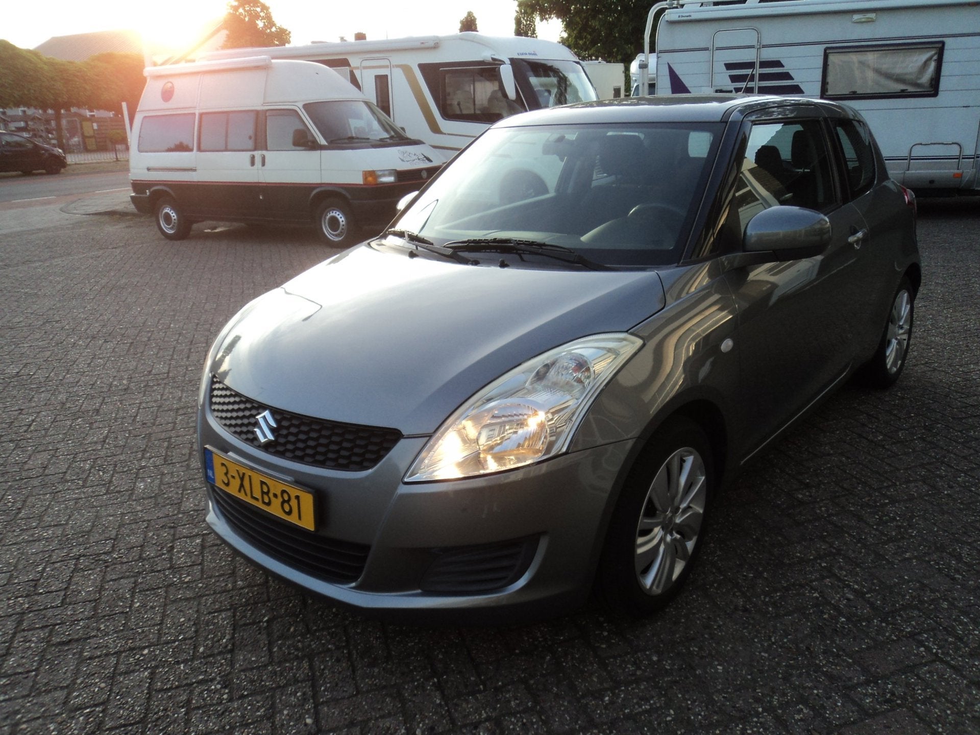 Suzuki Swift 1.2 Comfort EASSS Stoelverwarming Camera Trekha, Voorwielaandrijving, Stof, Gebruikt, 400 kg