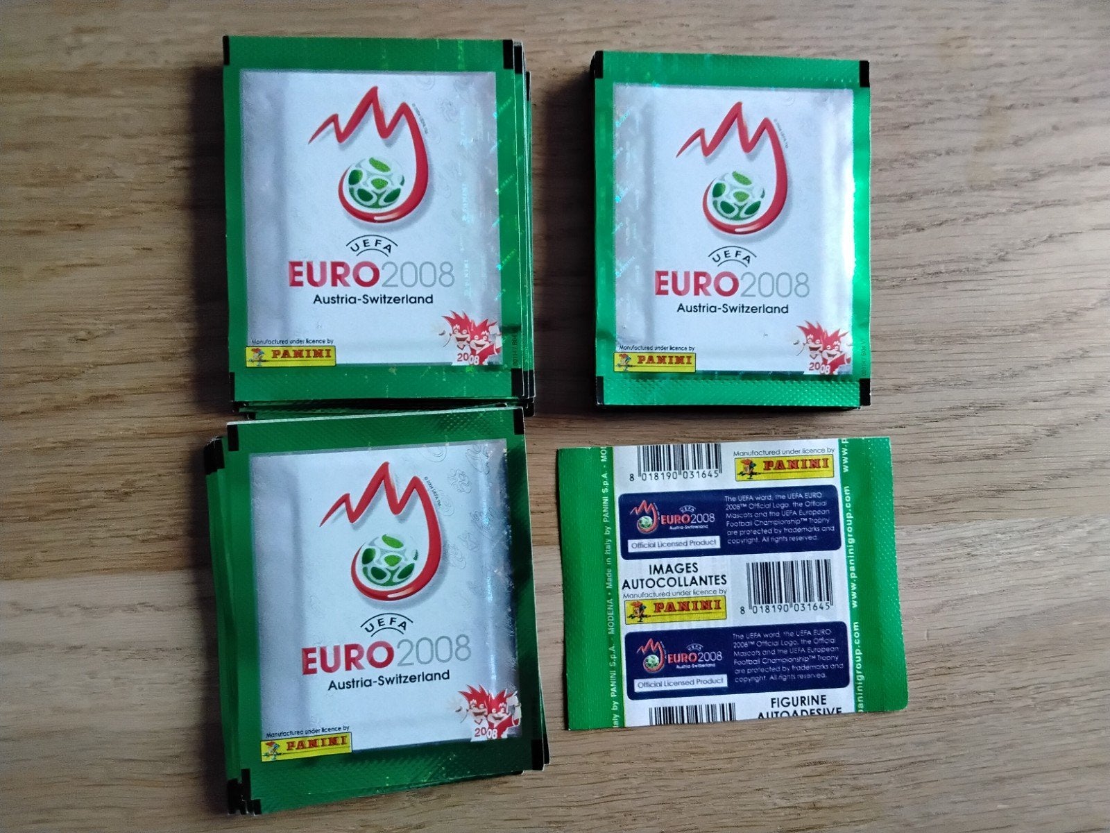 25 Panini Euro 2008 stickers zakjes - Nieuw, Ophalen of Verzenden, Nieuw, Sport