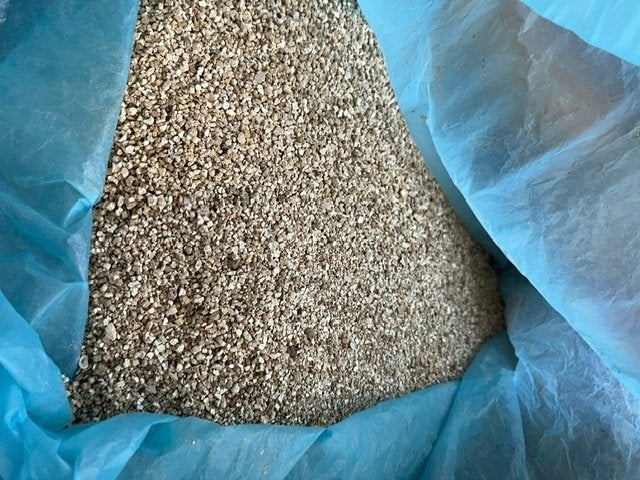 Perlietkorrels, c.q. Perlite-korrels, Doe-het-zelf en Verbouw, Overige materialen, Zo goed als nieuw, Minder dan 5 m², Ophalen