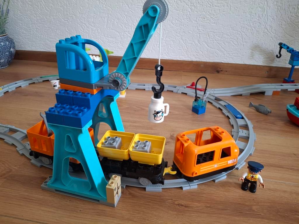 Duplo 10875. Perfect werkende treinset. Vrachttrein + boot, Kinderen en Baby's, Speelgoed | Duplo en Lego, Ophalen of Verzenden