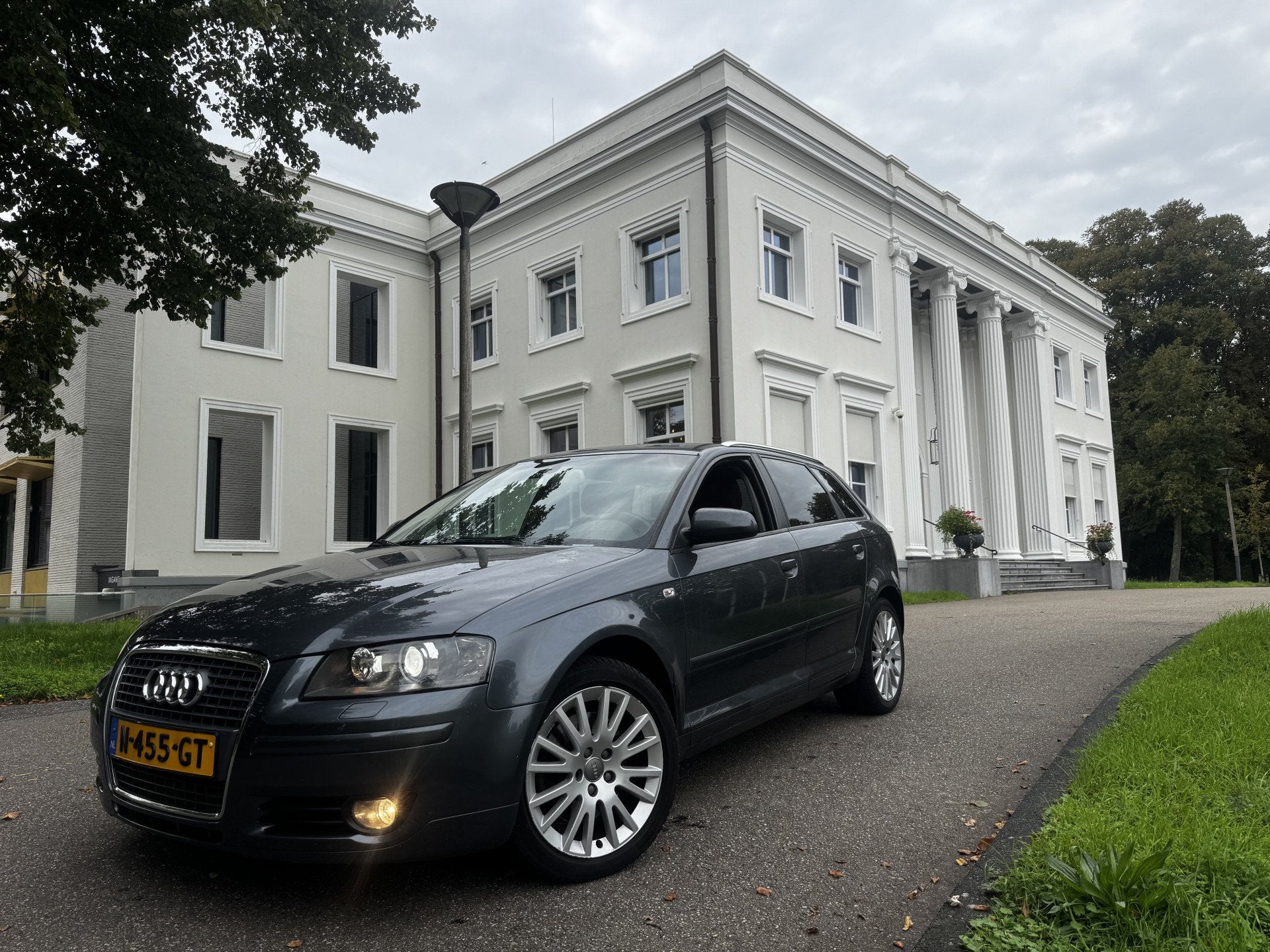 Audi A3 SPORTBACK AUT LEDER 2.0 TDI 131.000 KM ! (bj 2006), Auto's, Gebruikt, 4 cilinders, Bedrijf, Diesel