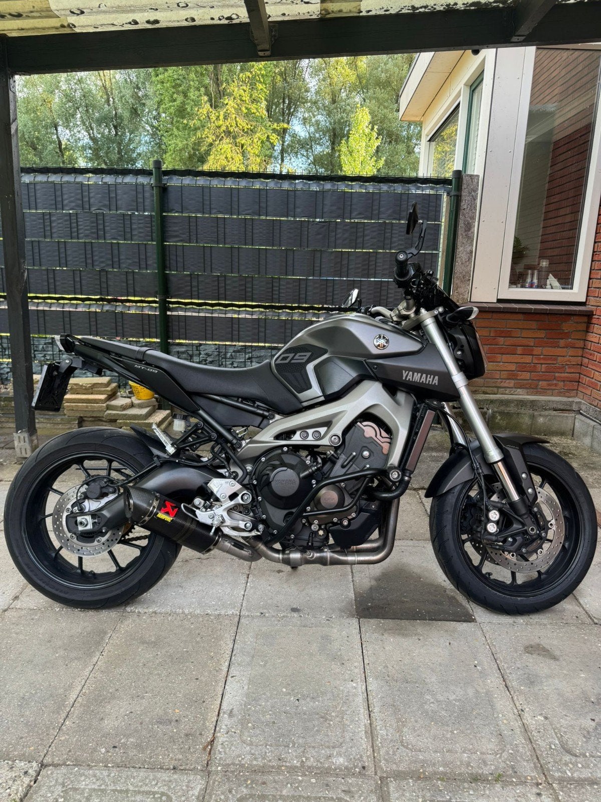 Yamaha MT-09 (2014) - Uitstekend onderhouden, Akrapovič