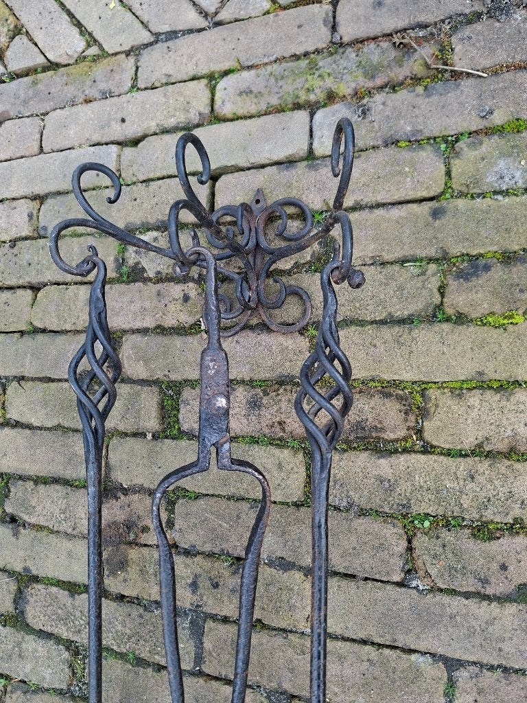 Haardstel Hand-smeedijzer, Ophalen, Gebruikt, Hangende haard, Overige soorten