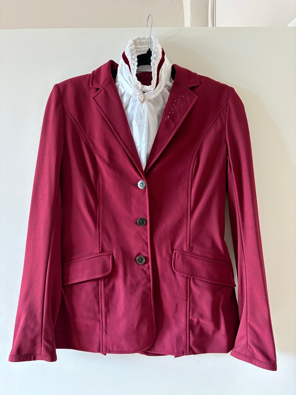 Samshield Alix Air wedstrijdjas en ES plastron, Dieren en Toebehoren, Rood, Dressuur, Ophalen of Verzenden, Zo goed als nieuw