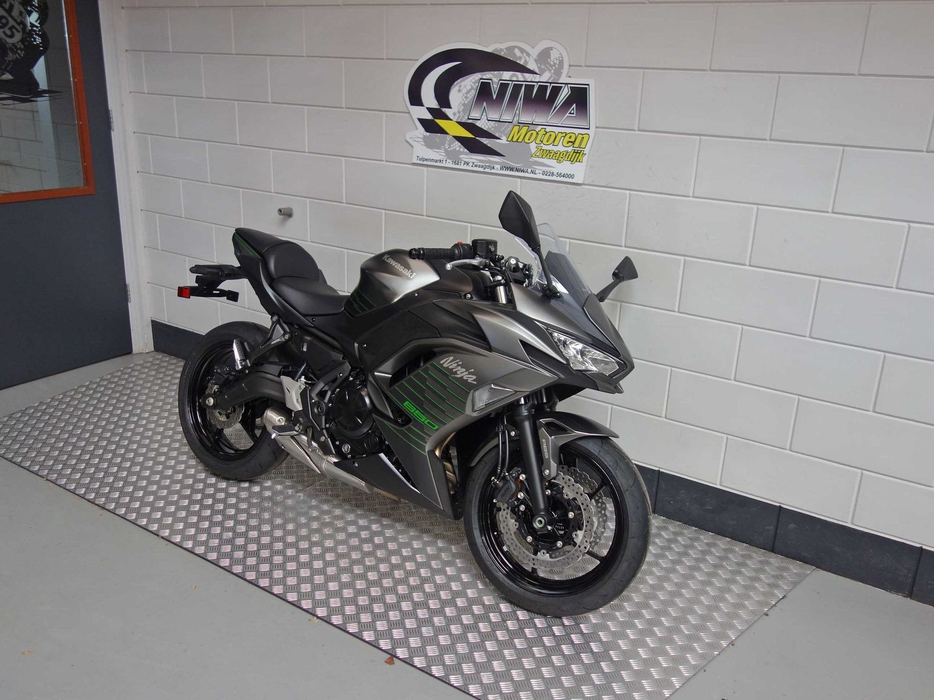 Kawasaki Ninja 650, Motoren, 649 cc, Sport, Meer dan 35 kW, ABS