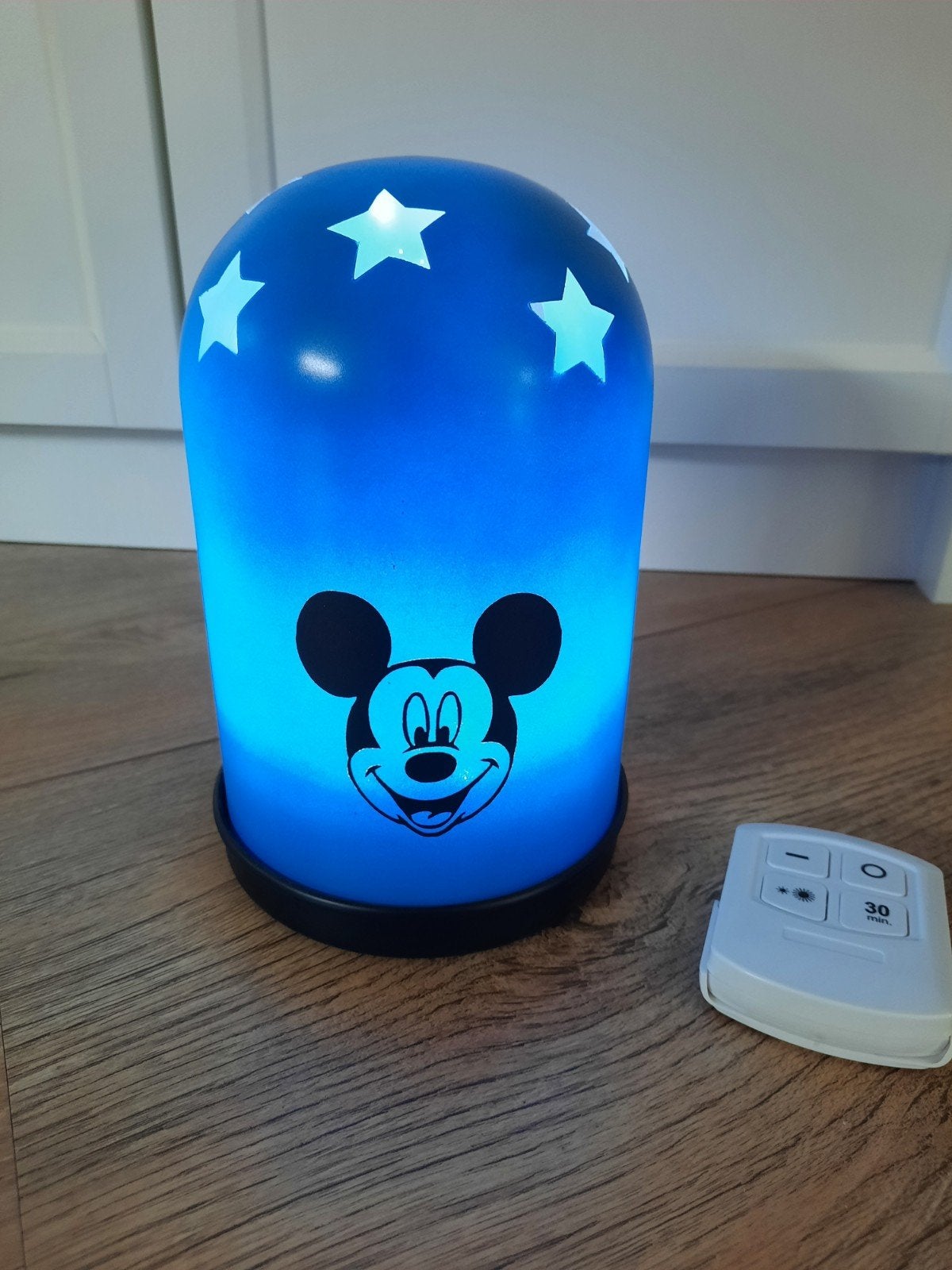 Mickey Mouse lampje/nachtlampje met afstandsbediening, Ophalen of Verzenden, Mickey Mouse, Beeldje of Figuurtje