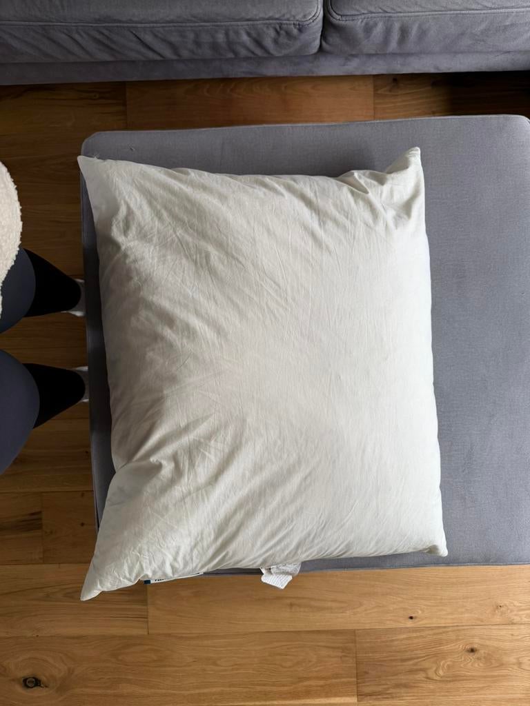 2x kussen IKEA PILSPINNARE, Ophalen, Zo goed als nieuw, Wit, Vierkant