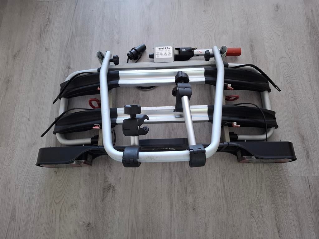 Travel co 2 fietsendrager kantelbaar inklapbaar, Ophalen, Zo goed als nieuw, 2 fietsen, Trekhaakdrager