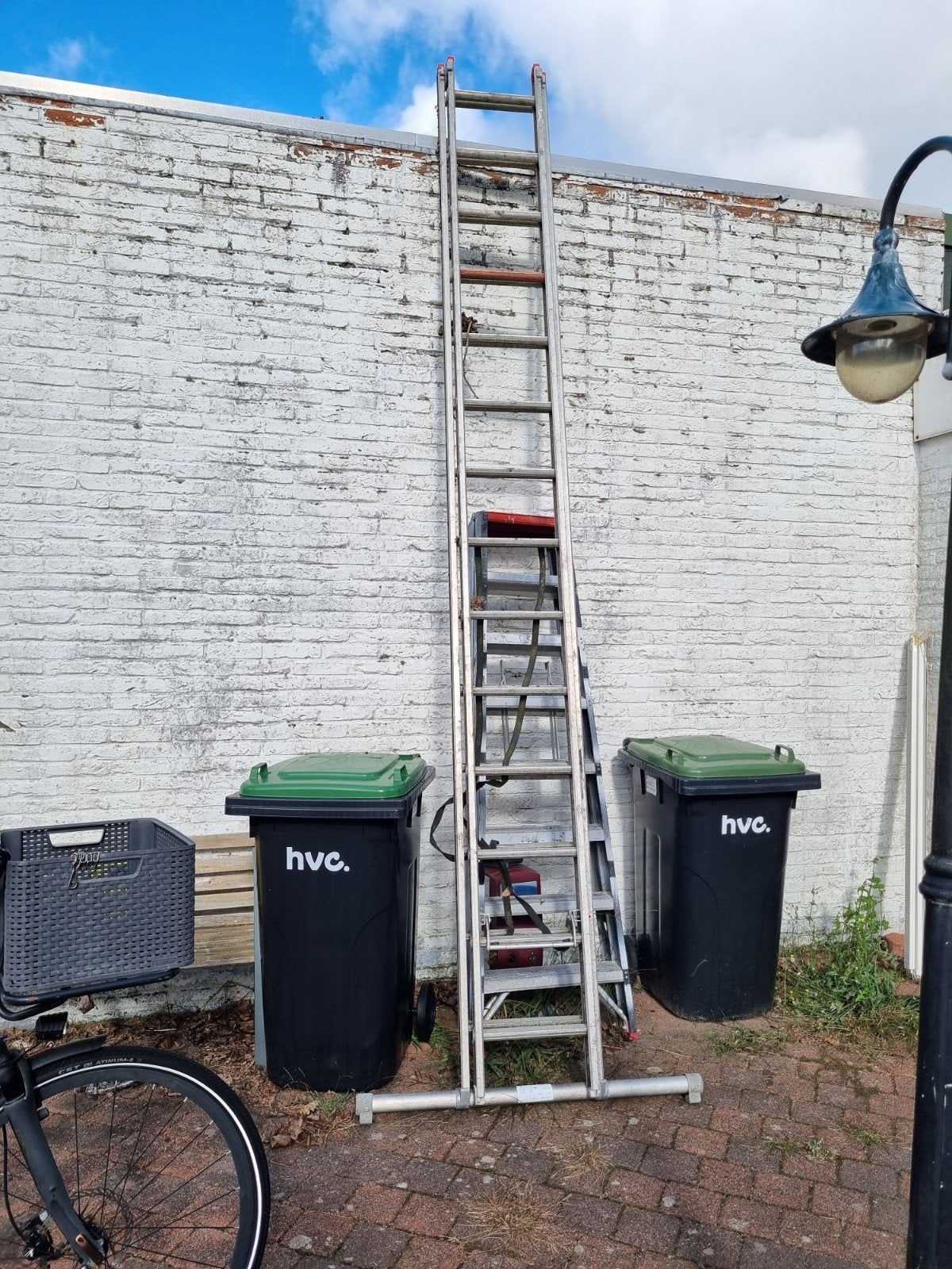 Altrex 2x14 treden ladder, Doe-het-zelf en Verbouw, Ophalen, Gebruikt, Ladder, Opvouwbaar of Inschuifbaar