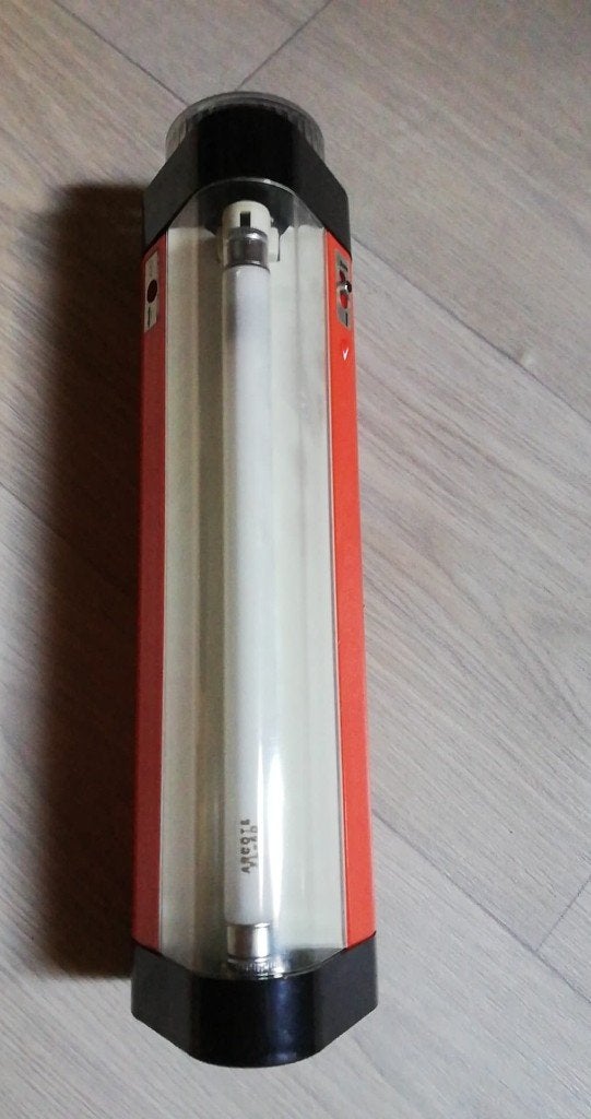 Zaklamp 2 in 1 incl auto adapter 12 Volt, Ophalen of Verzenden, Zo goed als nieuw, Batterij