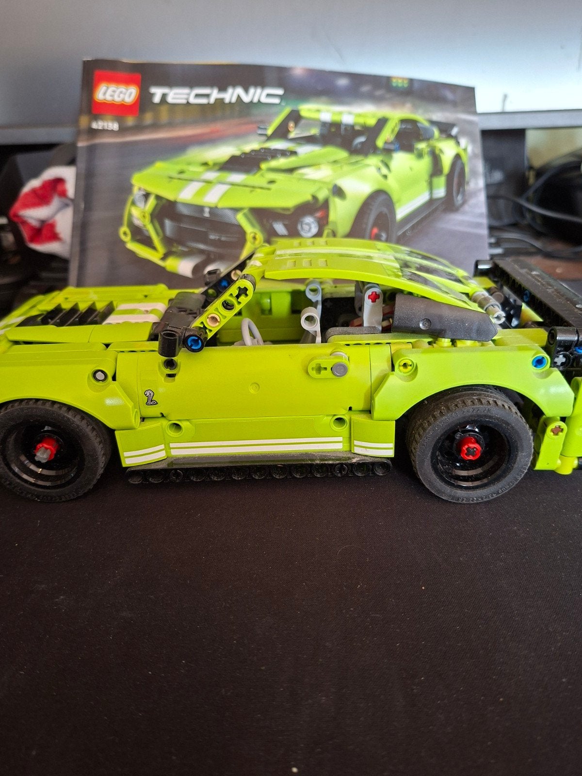 lego technic ford mustang (42138) +boekje, Lego, Ophalen of Verzenden, Zo goed als nieuw, Complete set