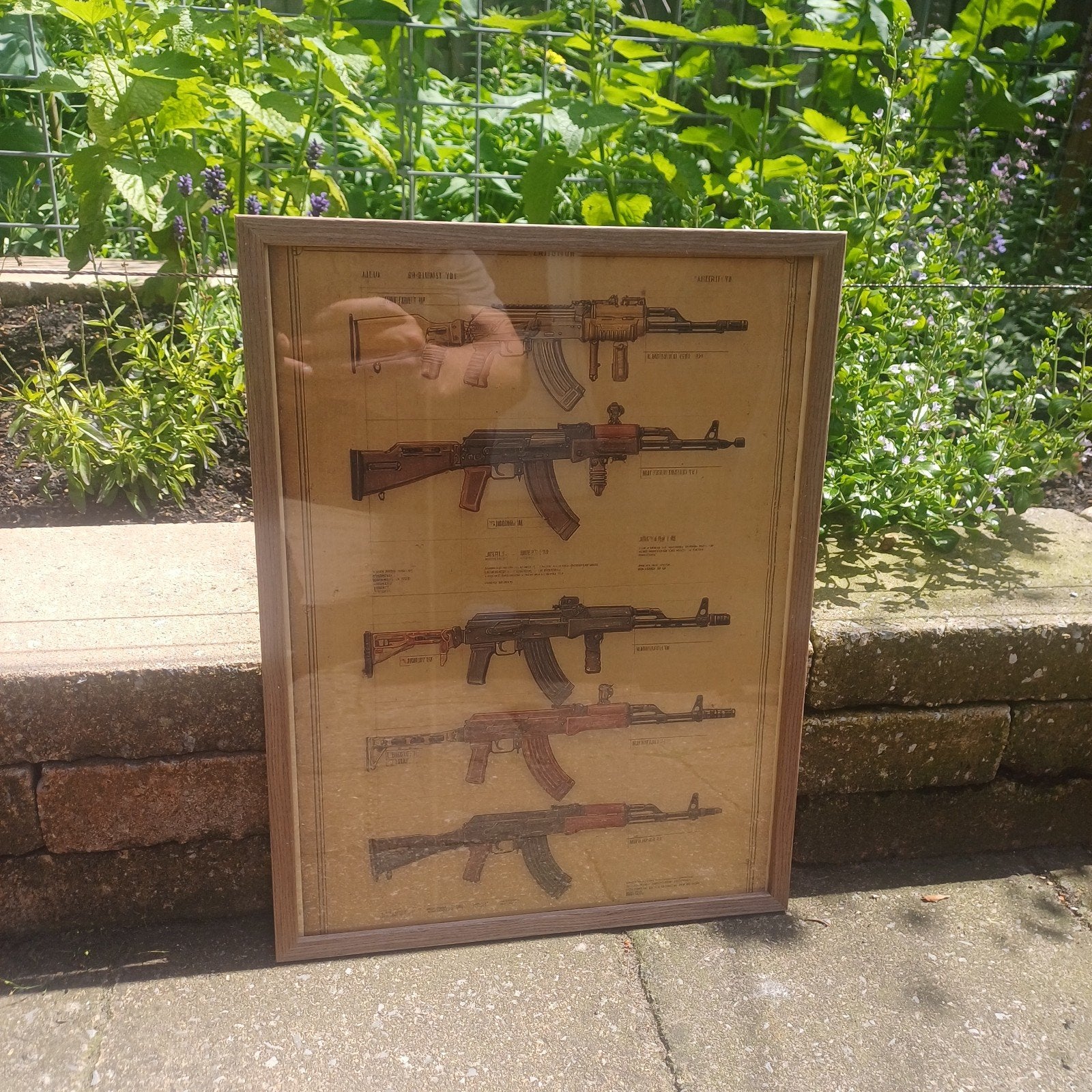 Ingelijste tekeningen van AK47 geweren, Verzamelen, Ophalen of Verzenden, Landmacht, Nederland