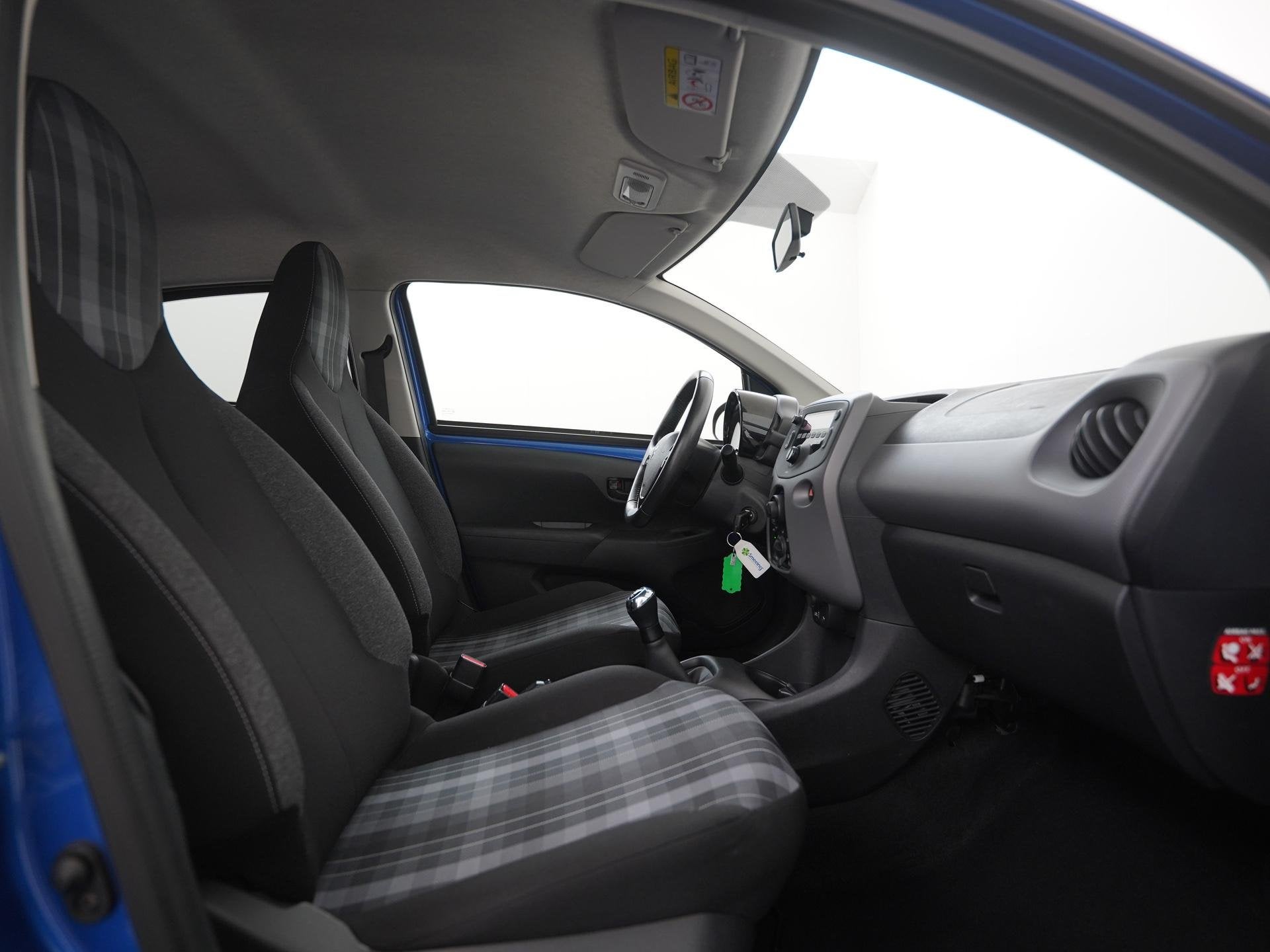 Peugeot 108 1.0 e-VTi Active | Airco | Bluetooth | Zondag Op, Auto's, Voorwielaandrijving, Stof, Gebruikt, Origineel Nederlands