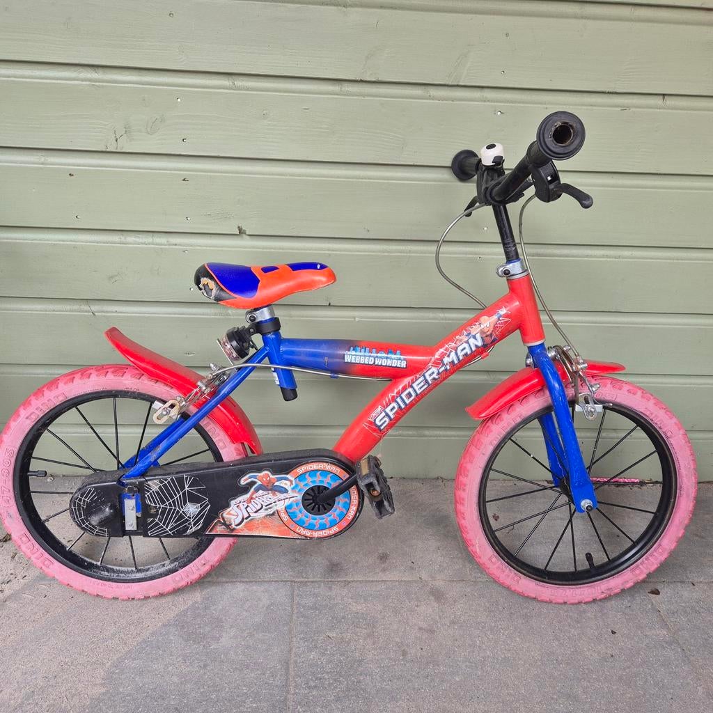 Spider-Man kinderfietsje, Ophalen, Terugtraprem, Zijwieltjes, 16 tot 20 inch
