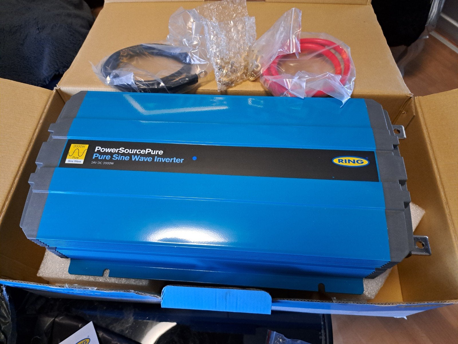 Ring PowerSourcePure Pure Sine Wave Inverter 2000W, Ophalen of Verzenden, Nieuw, Universele onderdelen