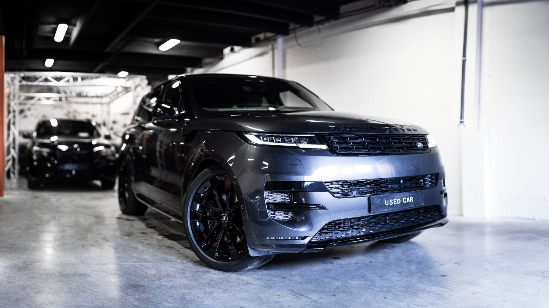 Land Rover Range Rover Sport 3.0 P550e Autobiography PHEV Bl, Auto's, Gebruikt, Zwart, Met garantie (alle), 3000 kg
