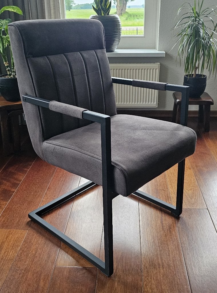 6 NETTE INDUSTRIELE EETKAMERSTOELEN (JOP), Ophalen, Gebruikt, Stof, Grijs