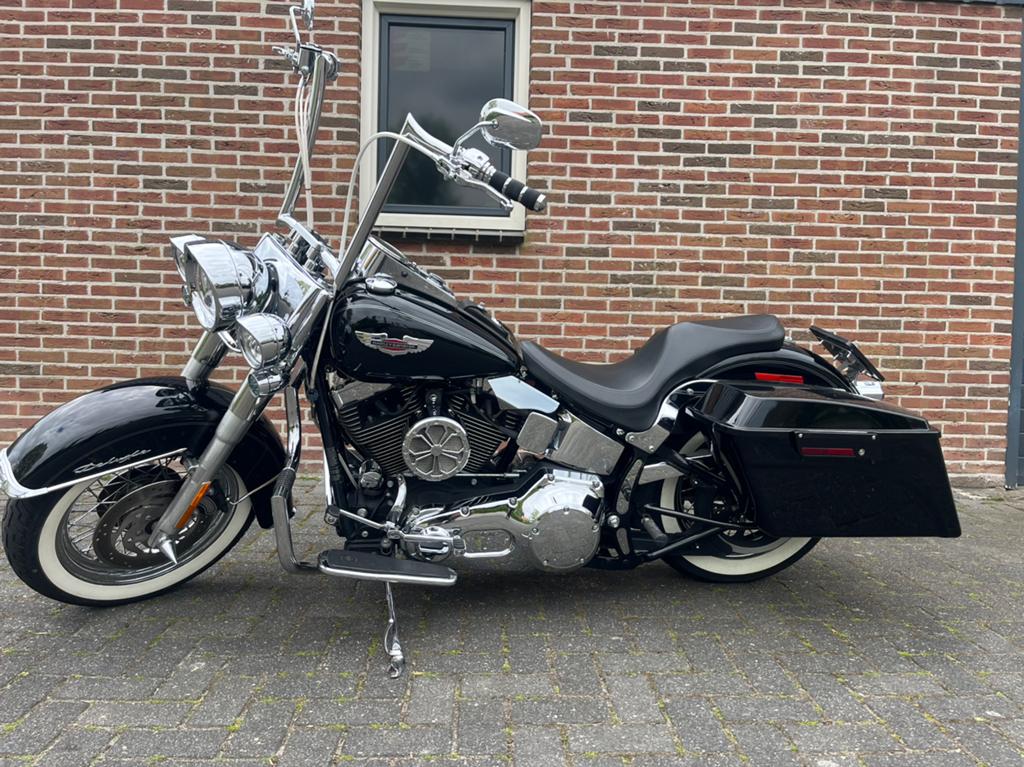 Mooie Harley Davidson softtail De Luxe FLSTN mexican, Sportuitlaat, 2 cilinders, Chopper, Gebruikt
