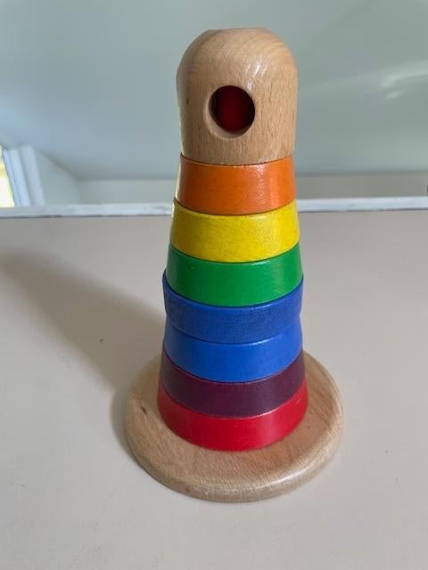Ikea stapeltoren / regenboog vuurtoren van hout., Kinderen en Baby's, Speelgoed | Houten speelgoed, Zo goed als nieuw, Overige typen
