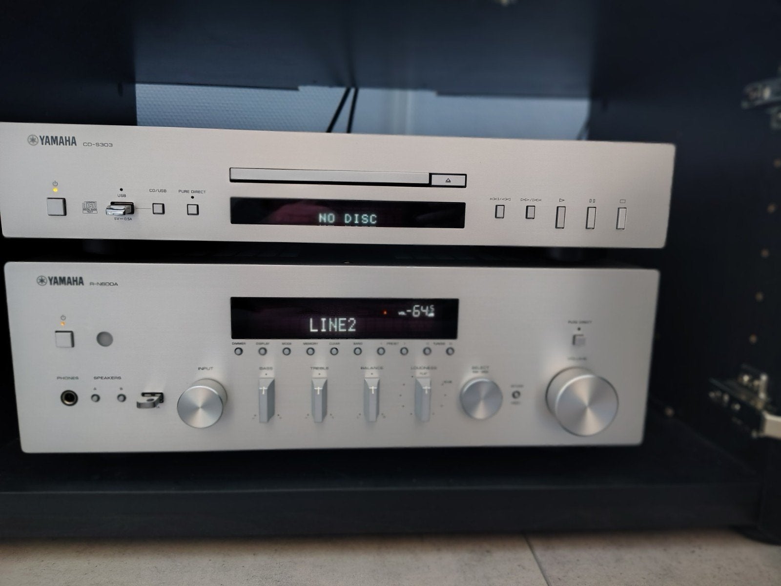 Yamaha R-N600A receiver en CD-S303 CD speler, Audio, Tv en Foto, Stereo-sets, Losse componenten, Zo goed als nieuw, Tuner of Radio