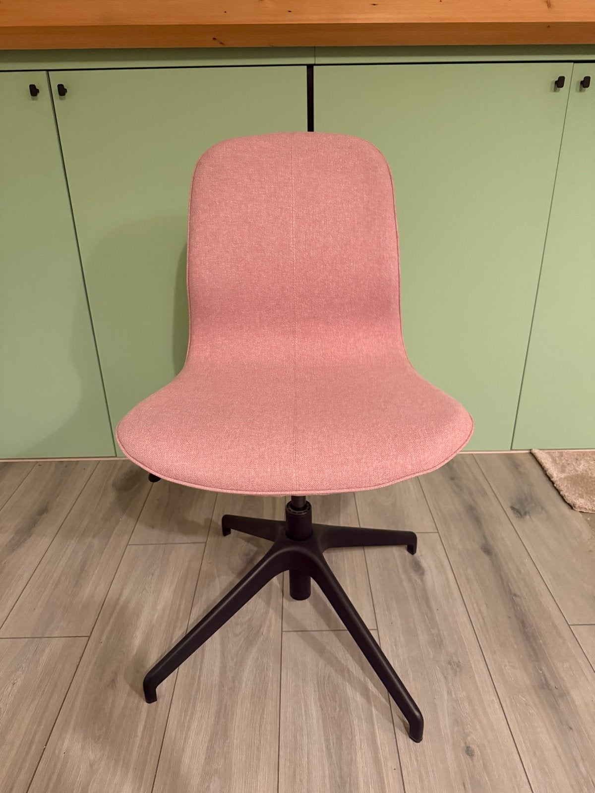 Ikea Roze bureaustoel, zo goed als nieuw, Huis en Inrichting, Ophalen, Overige kleuren, Zo goed als nieuw, Eén